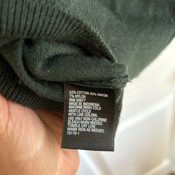 Worthington Green V Neck Long Sleeve Pullover Sweater - Picture 4 of 4